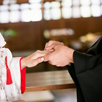 神社結婚式で使われる婚礼衣装の実態